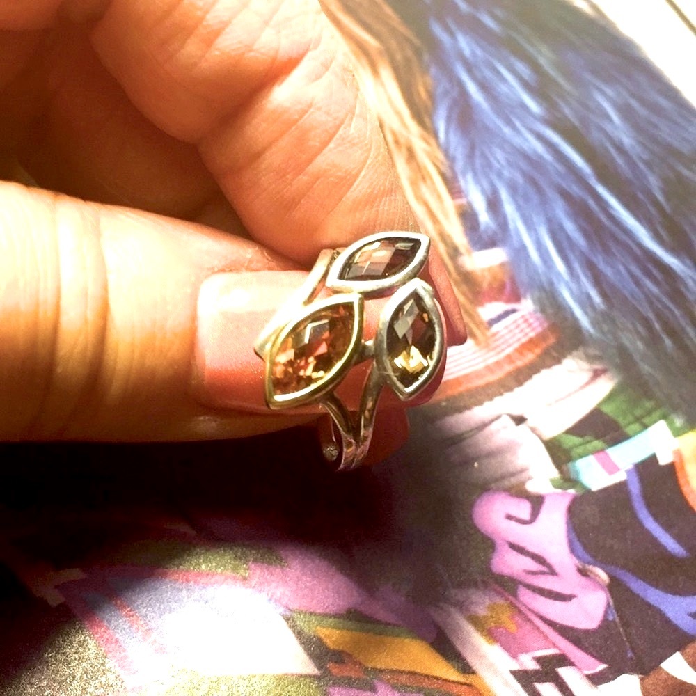 SS & 18KG Marquis Earthy Gemstones